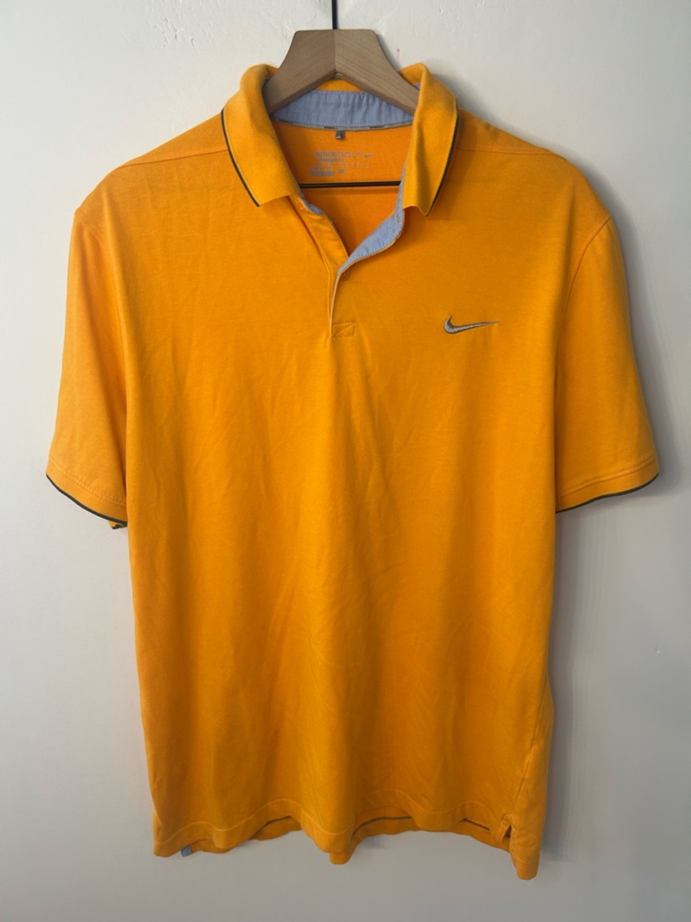 Nike Golf Men’s Orange and Gray Standard Fit Dri-Fit Polo Shirt, Size Large